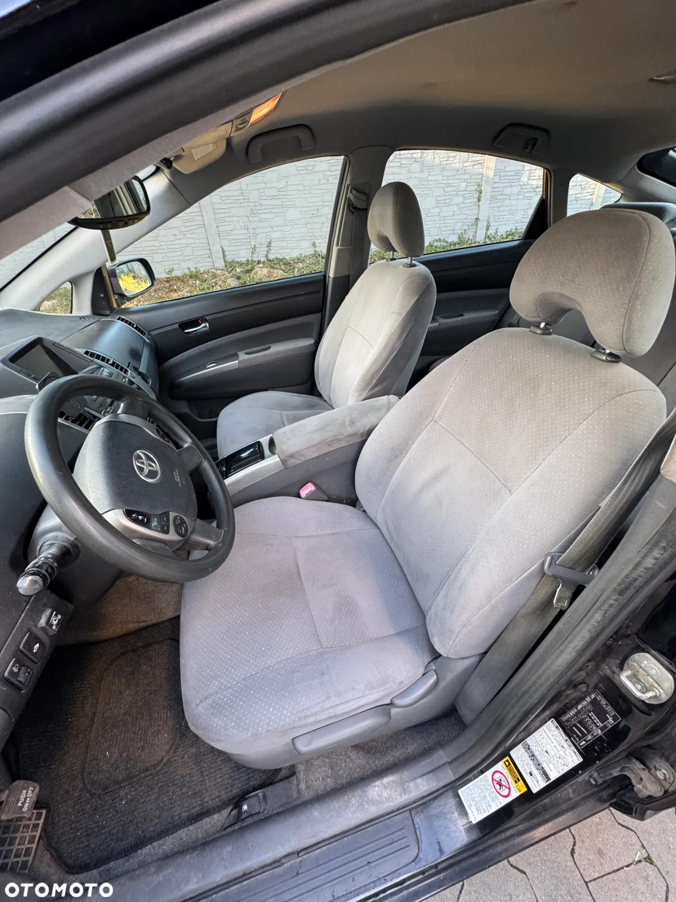 Toyota Prius - 12