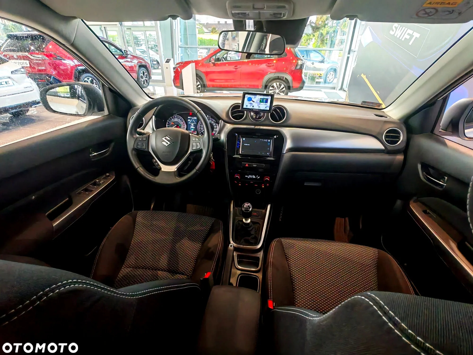 Suzuki Vitara 1.4 Boosterjet SHVS Premium 2WD - 17