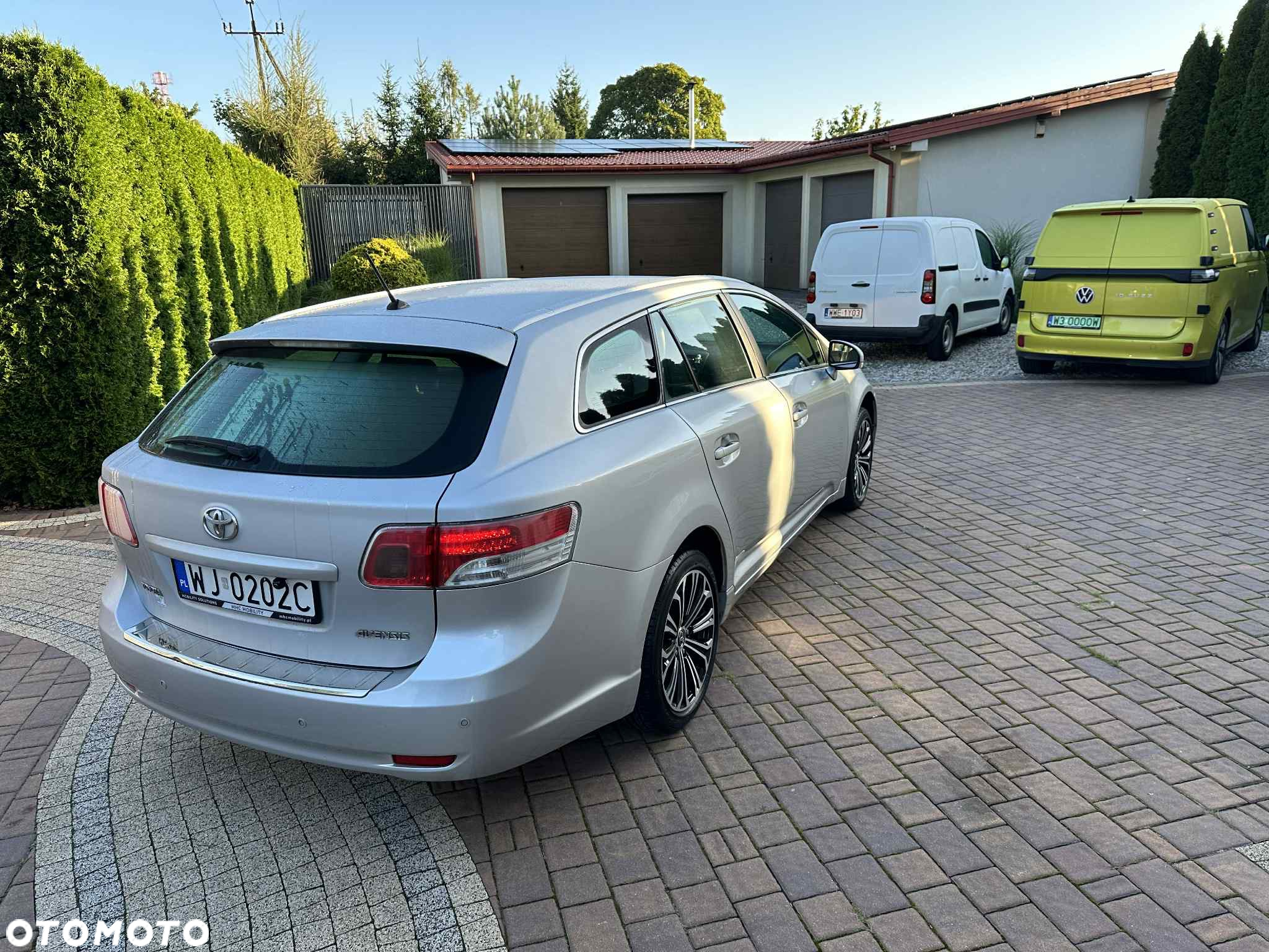 Toyota Avensis - 5