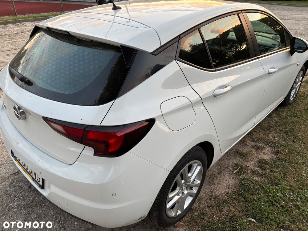 Opel Astra 1.2 T Elegance S&S - 2