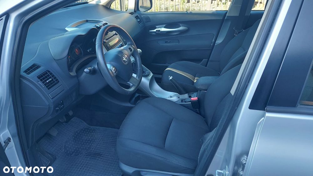 Toyota Auris 1.33 VVT-i Terra - 13