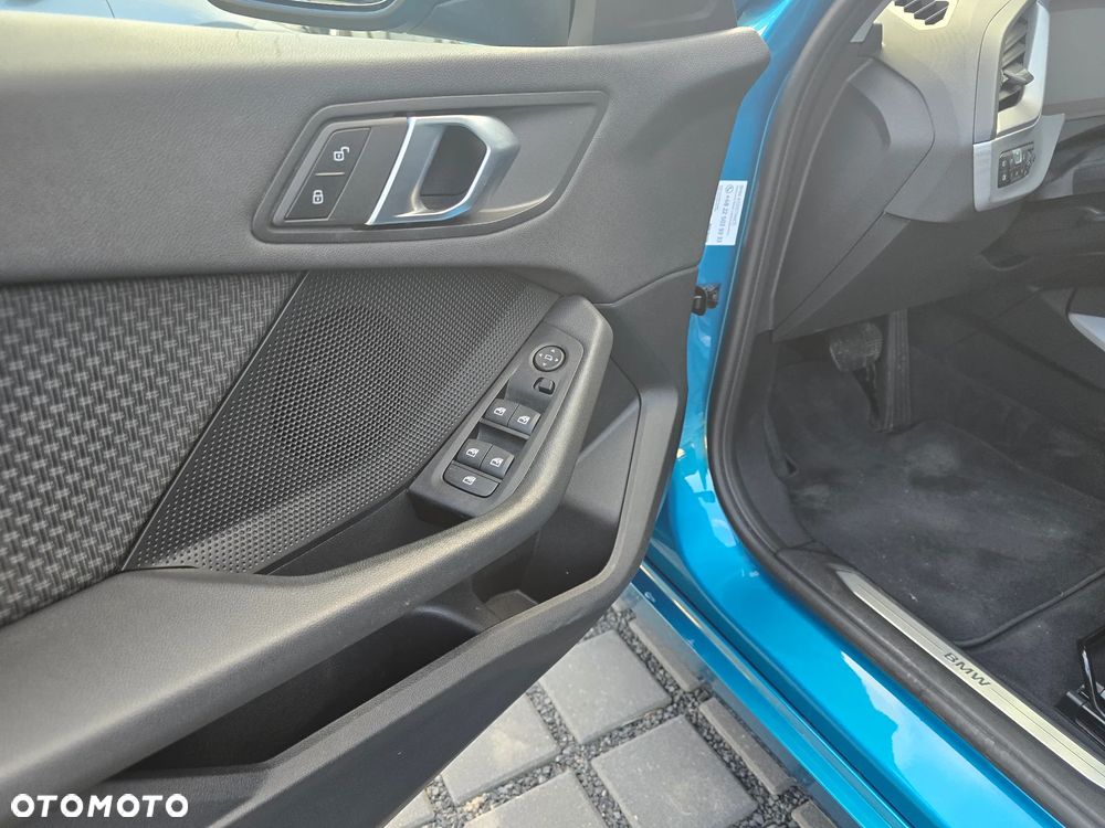 BMW Seria 1 118i Advantage - 26