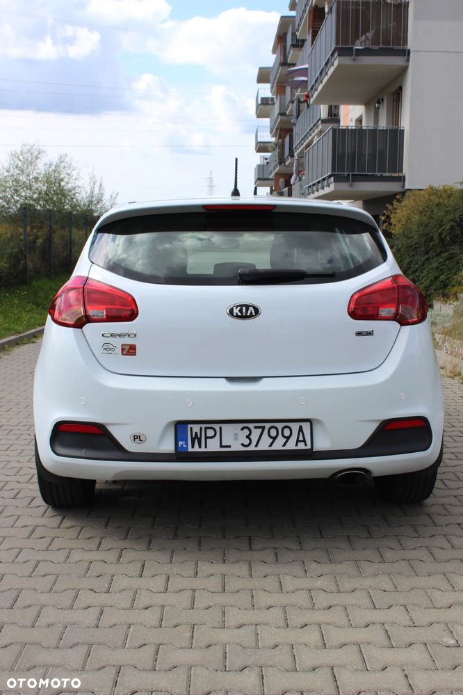 Kia Ceed 1.4 CRDi S - 8