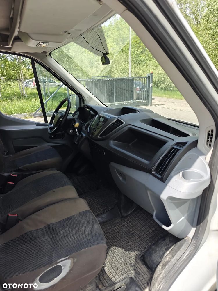 Ford Transit - 8