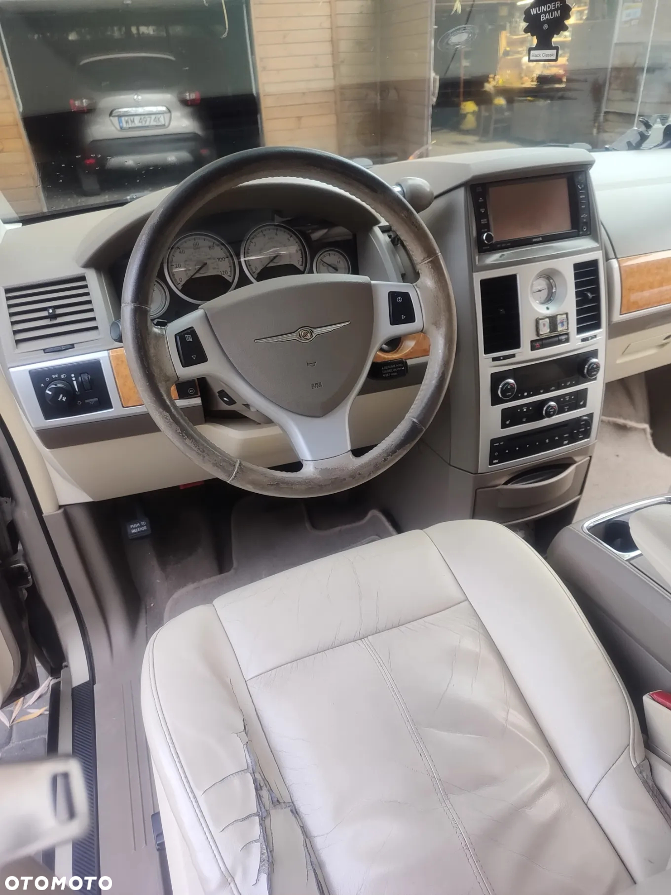 Chrysler Town & Country 4.0 Limited - 25