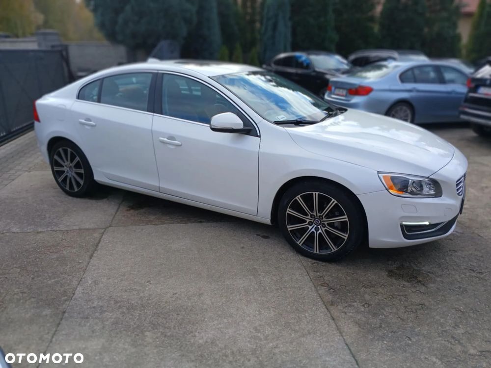 Volvo S60 T5 Drive-E R-Design Summum - 2