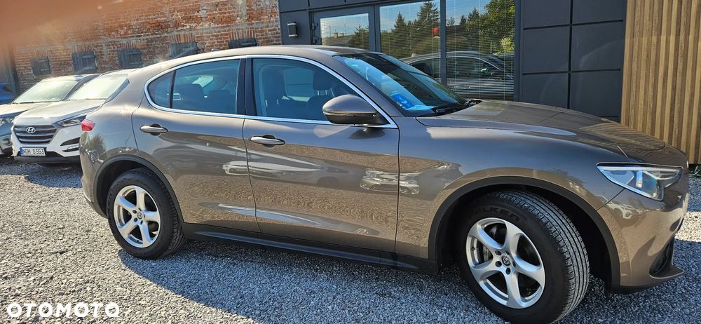 Alfa Romeo Stelvio 2.2 16V AT8 Executive - 25