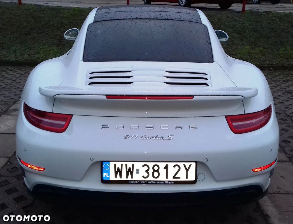 Porsche 911 Turbo S - 21