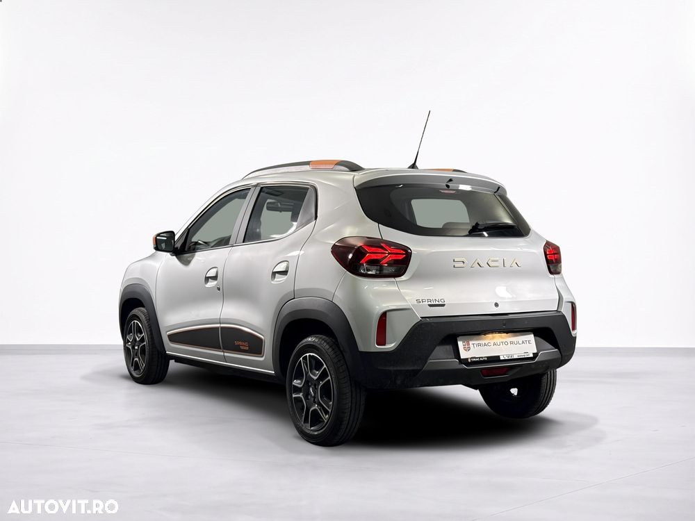 Dacia Spring Comfort Plus - 4
