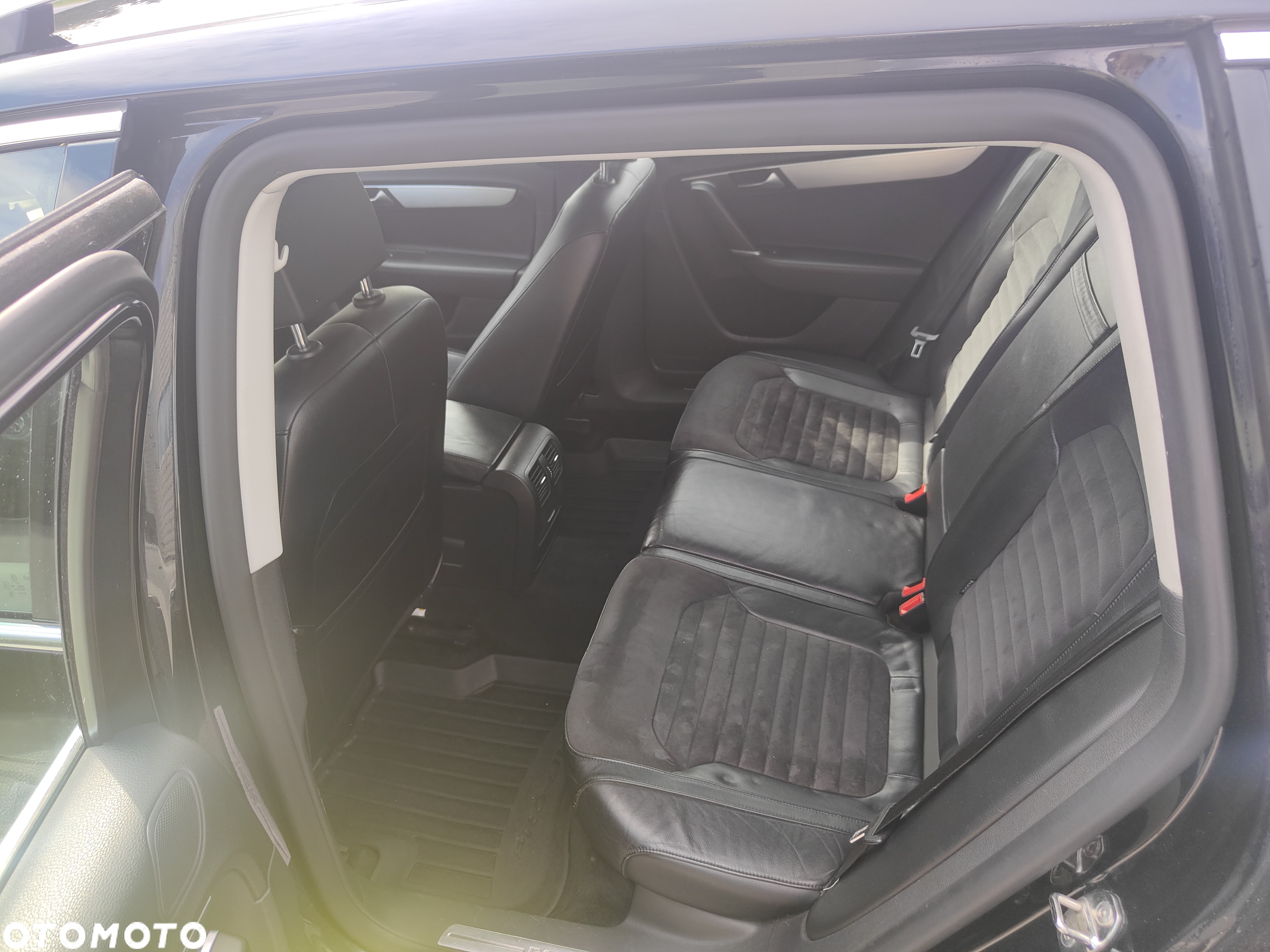 Volkswagen Passat Variant 2.0 Blue TDI SCR Highline - 7