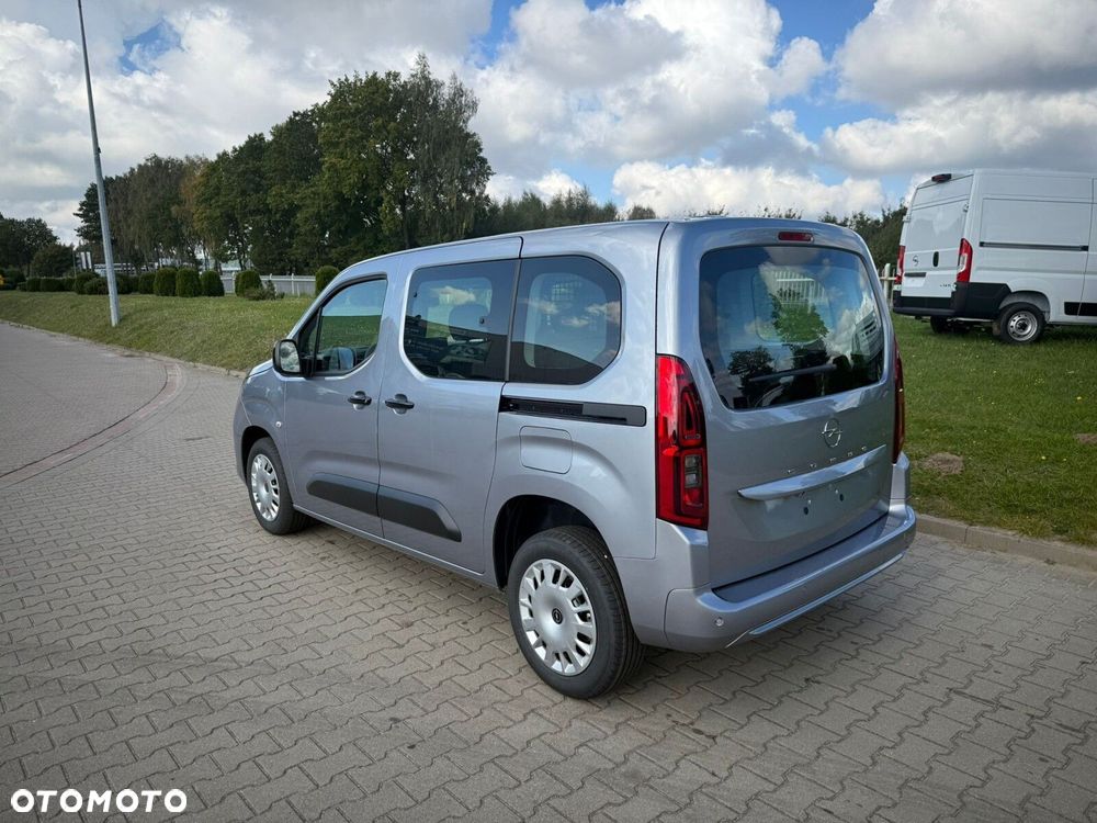 Opel Combo Combo Kombi Edition Plus 1.2 PureTech 110 KM S&S MT6 - 4