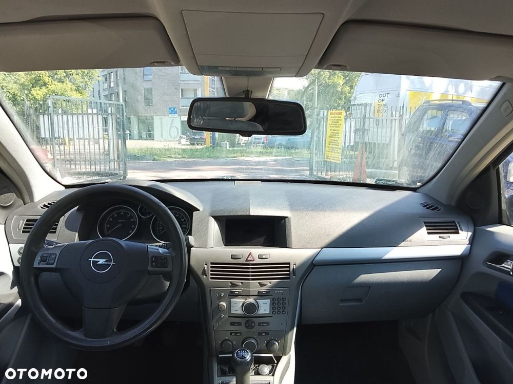 Opel Astra - 10