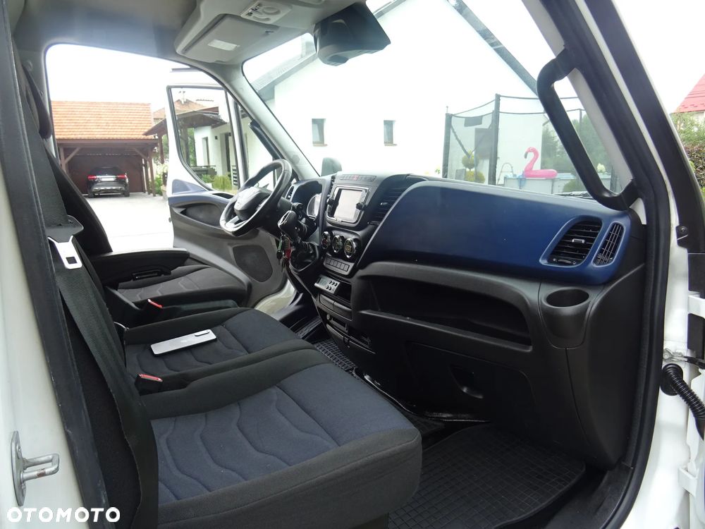 Iveco 35c18 Chłodnia + Winda 3,0 180KM Hi-Matic Klima Thermo King V500MAX Klima Piękny Stan - 21