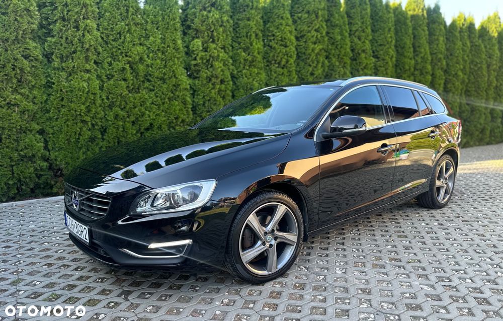 Volvo V60 D4 Drive-E Dynamic Edition (Momentum) - 9