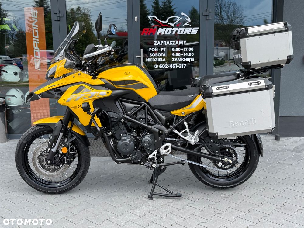 Benelli TRK 502X - 28