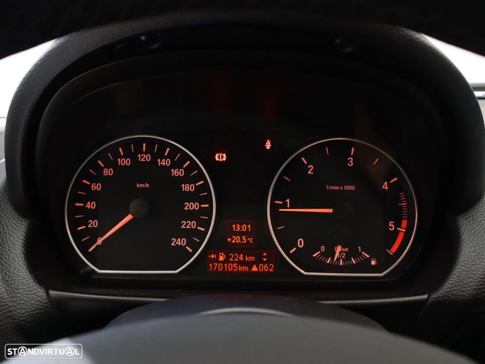 BMW 118 d - 24