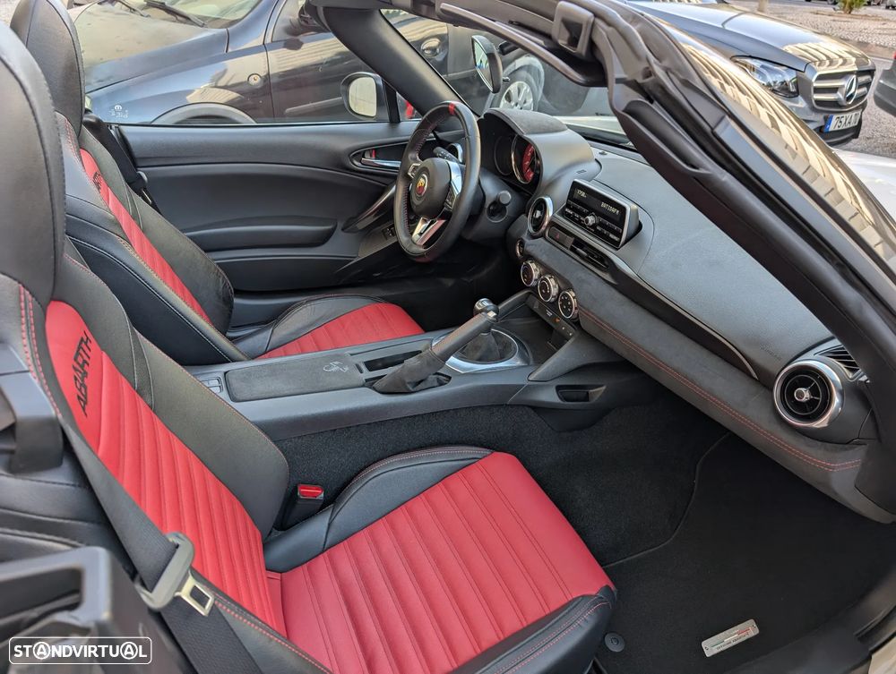 Abarth 124 Spider 1.4 T Multiair - 11