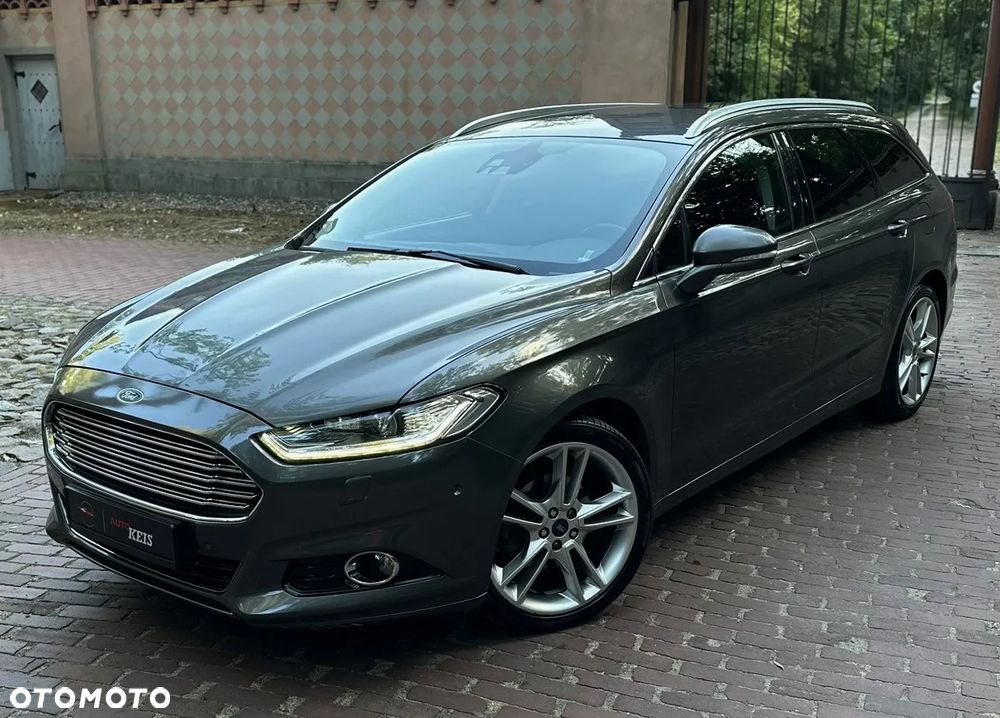 Ford Mondeo 2.0 EcoBoost Titanium - 1