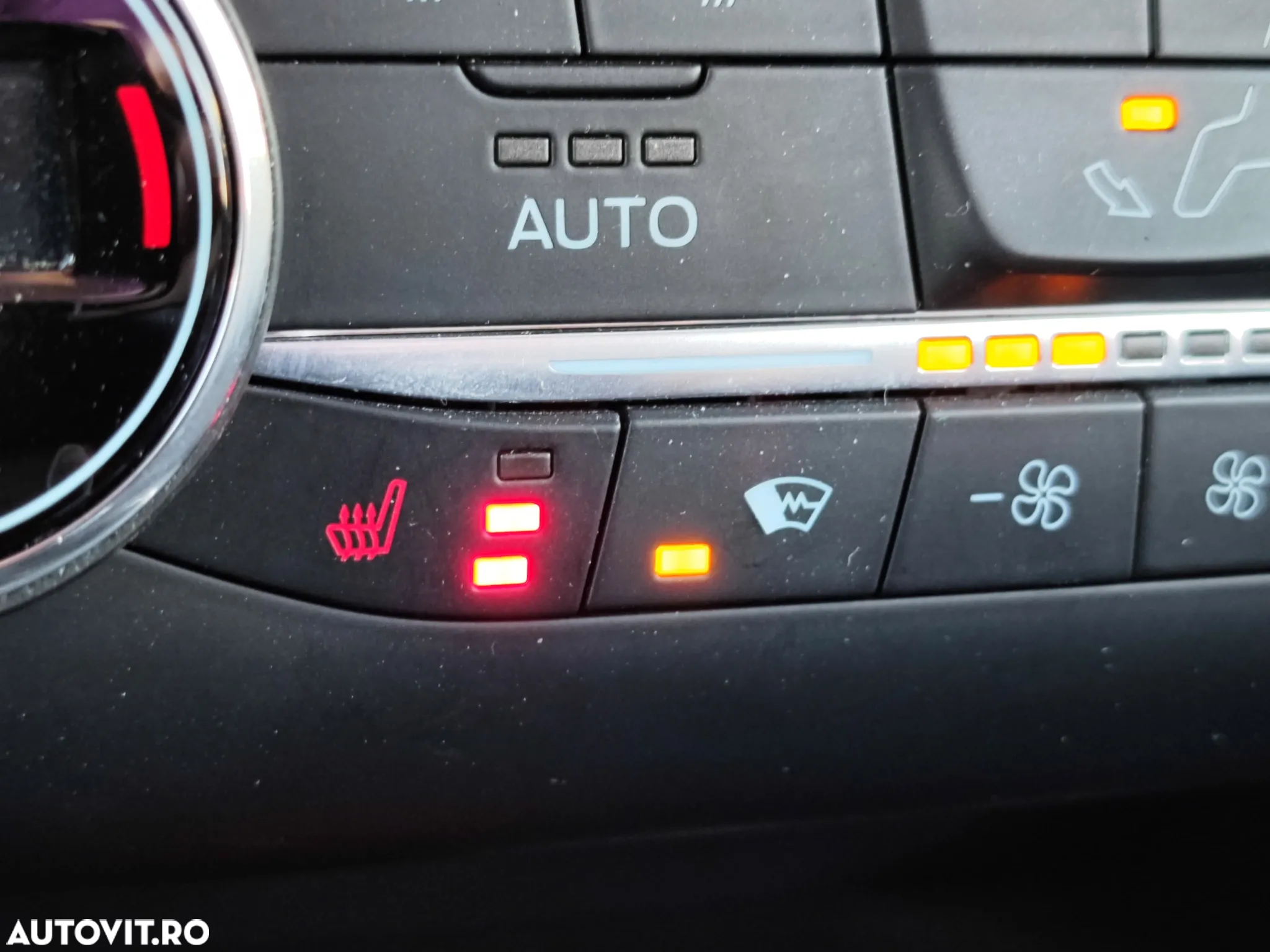 Ford Kuga 1.5 EcoBoost FWD Titanium - 24