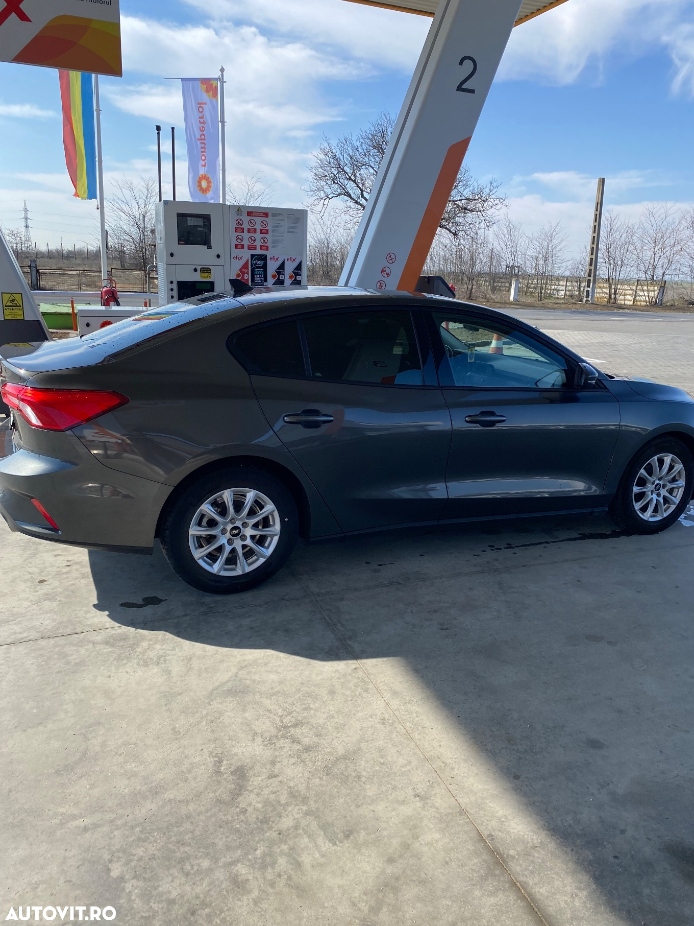 Ford Focus 1.0 EcoBoost Connected - 4