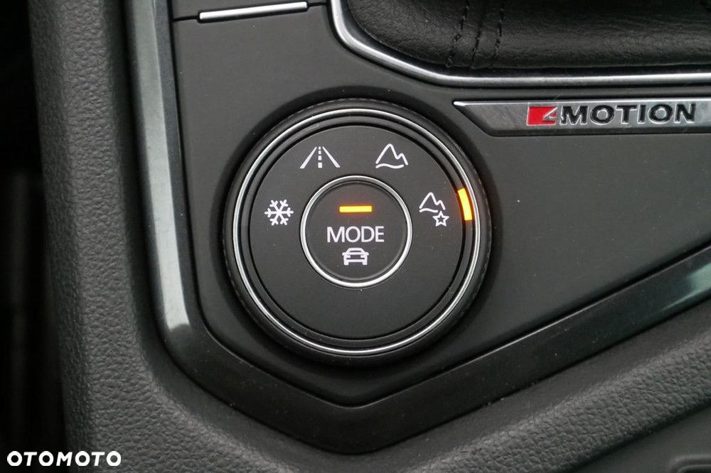 Volkswagen Tiguan 2.0 TSI 4Mot Elegance DSG - 23