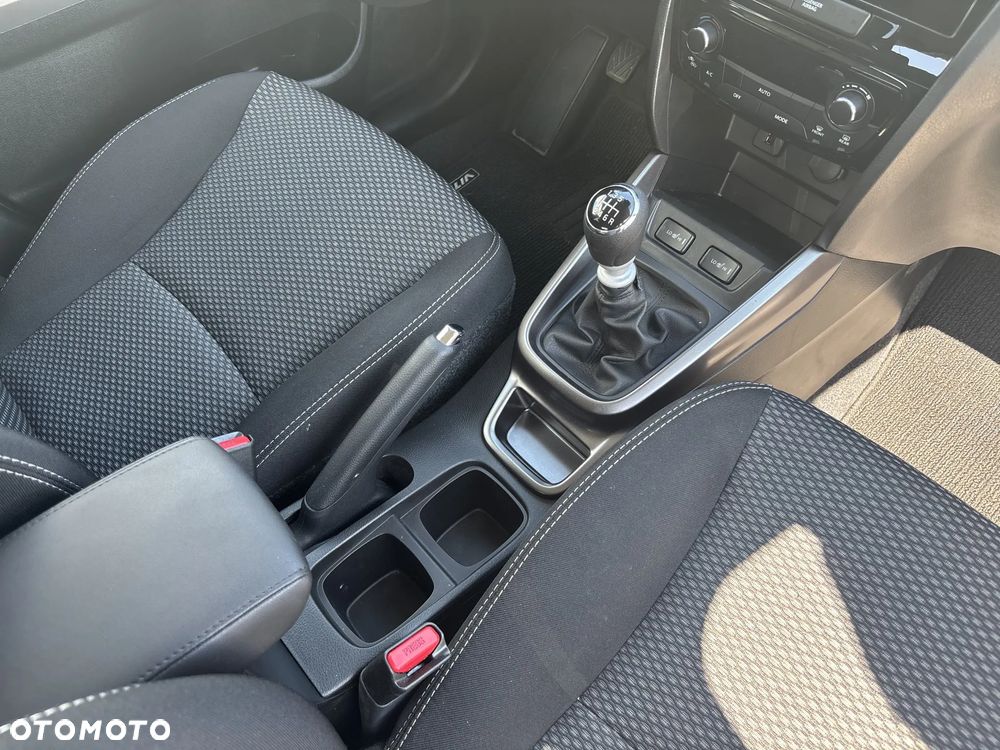 Suzuki Vitara 1.4 Boosterjet mHEV Premium Plus 2WD - 18
