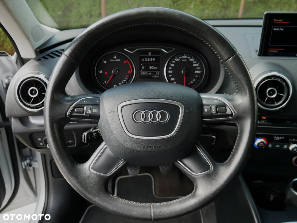 Audi A3 Sportback 2.0 TDI Sport - 30