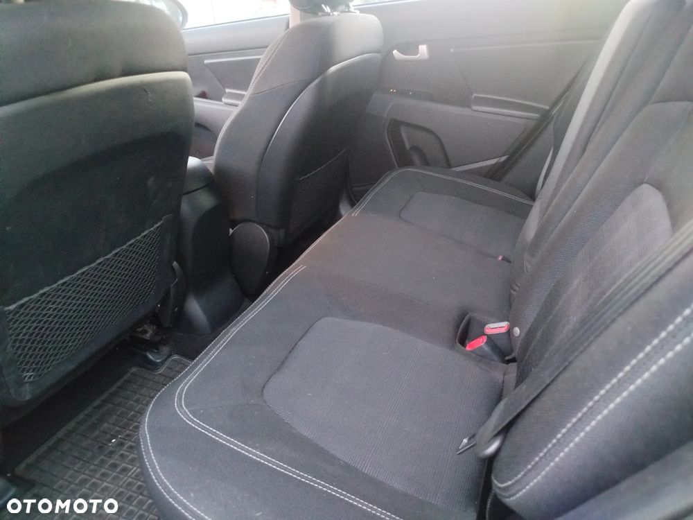 Kia Sportage 1.6 GDI Business Line L 2WD - 30
