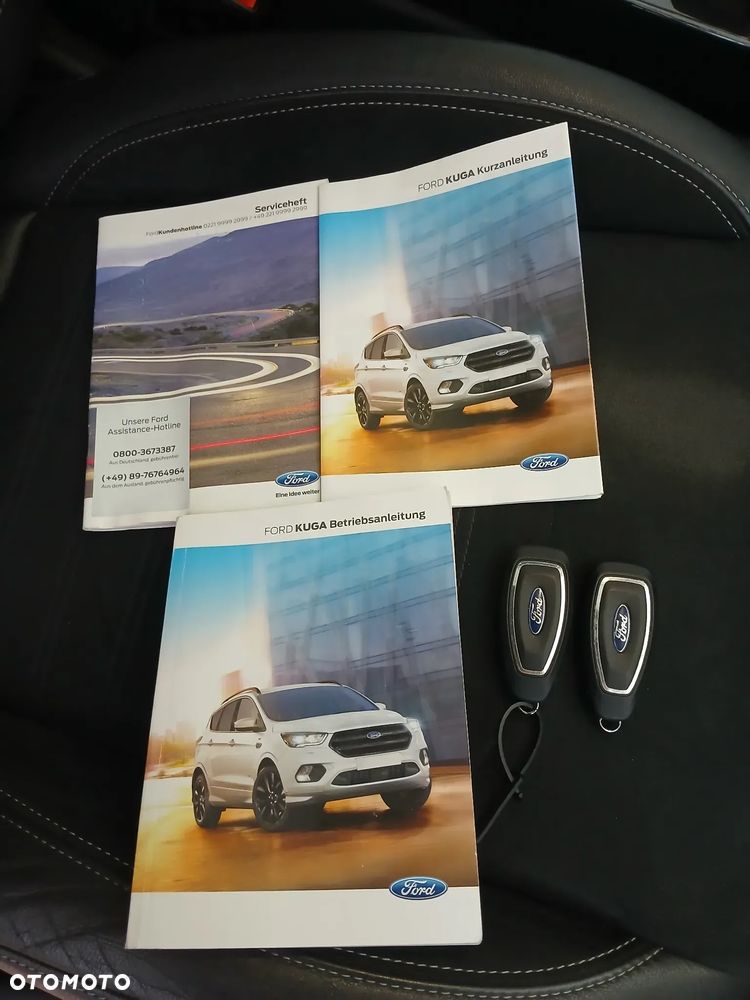 Ford Kuga - 33