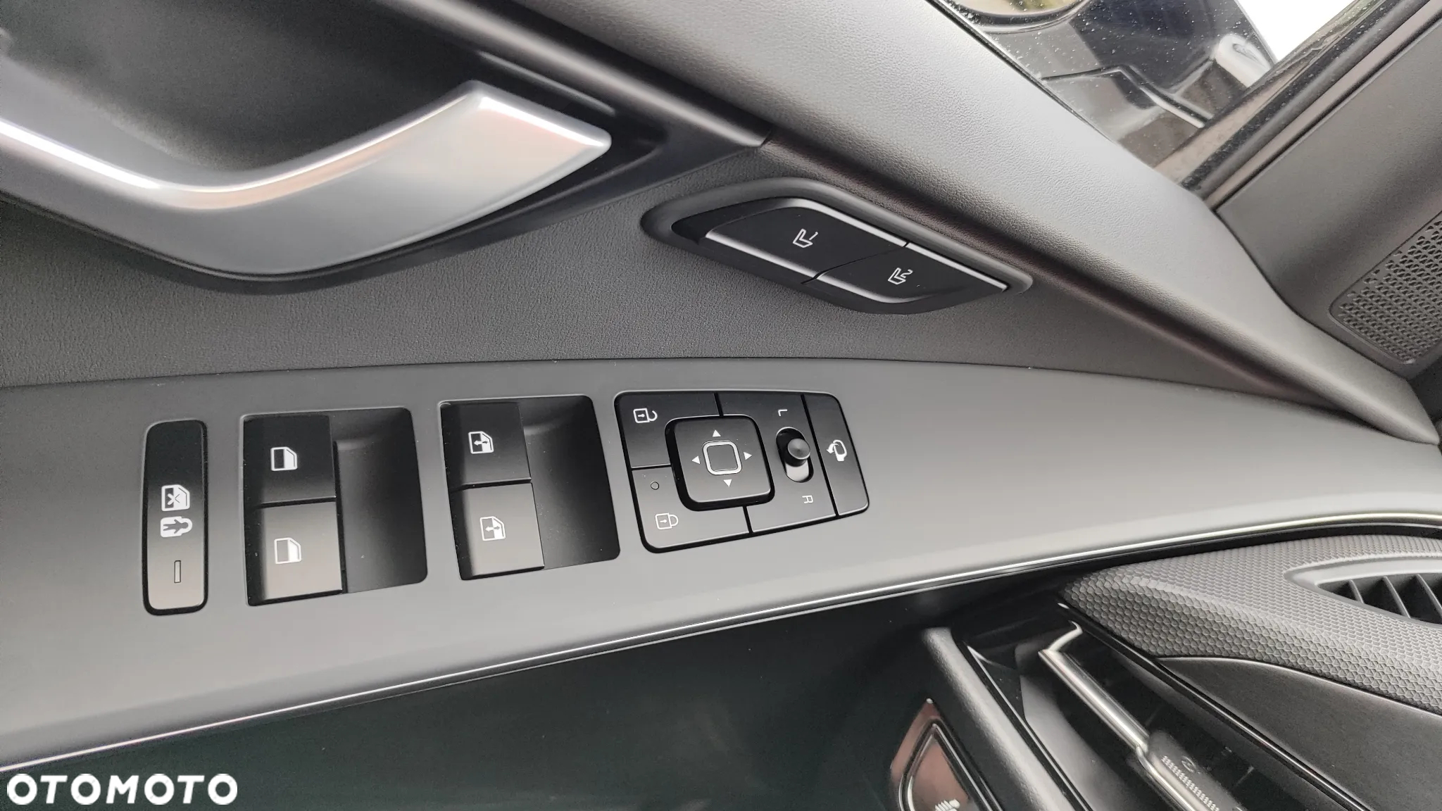 Kia Niro e-Niro 64kWh XL - 19
