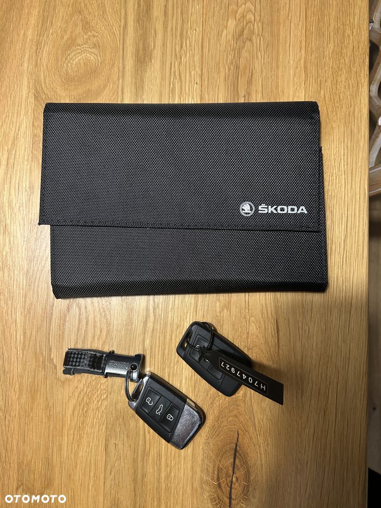 Skoda Superb 2.0 TDI Ambition DSG - 17