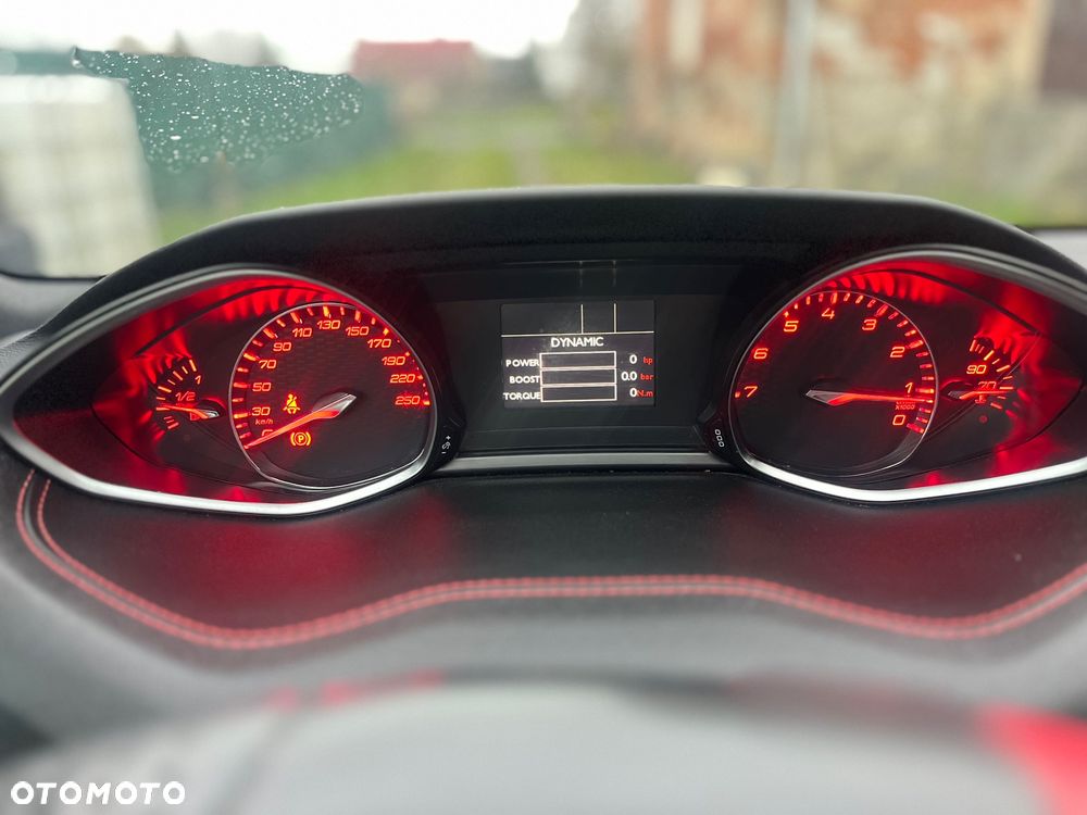 Peugeot 308 1.6 e-THP S&S GTi by Sport - 28