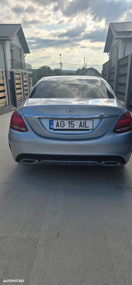 Mercedes-Benz C 220 (BlueTEC) d 7G-TRONIC AMG Line - 4