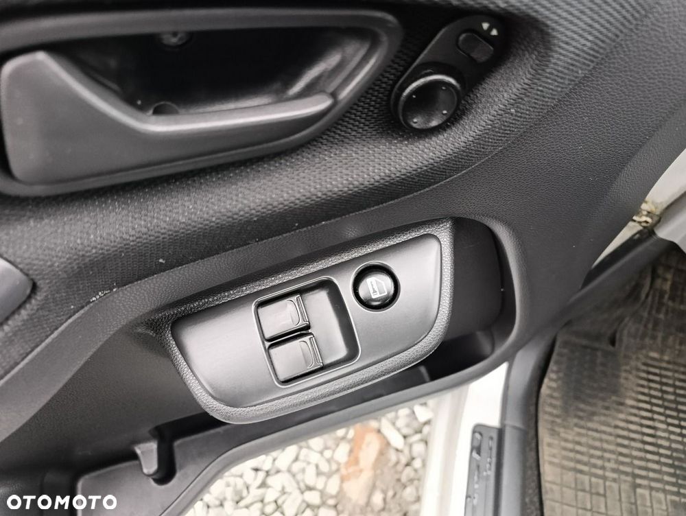 Suzuki Ignis - 10
