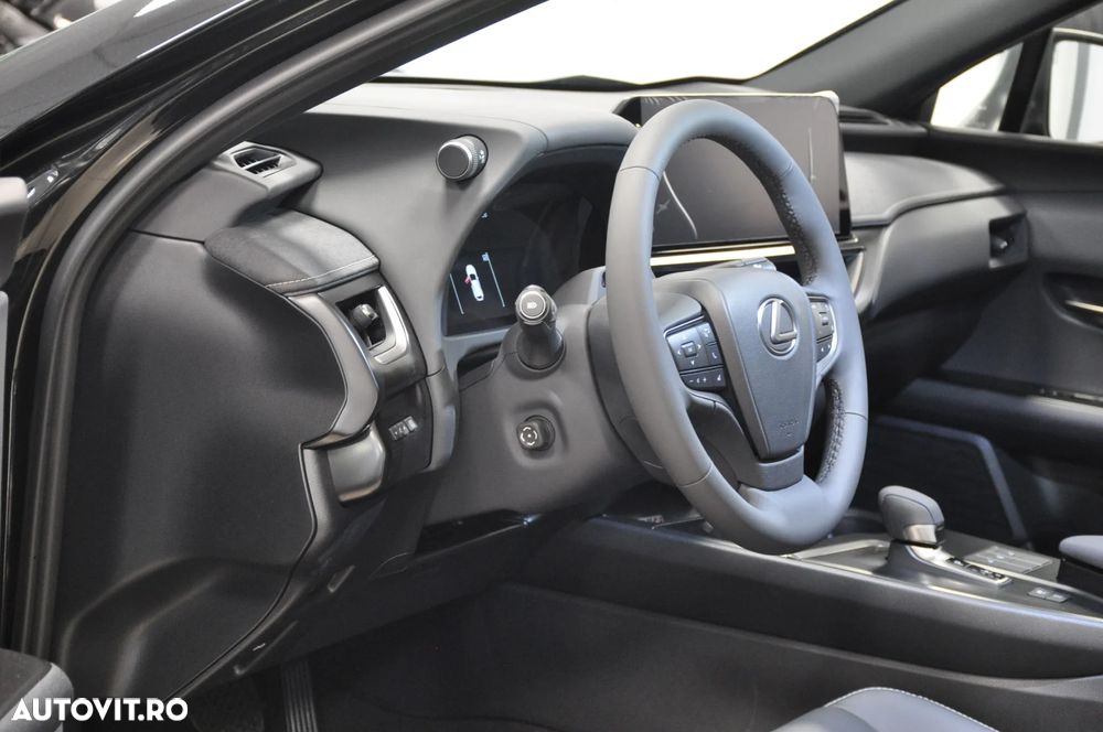 Lexus UX 300h Executive Line - 18