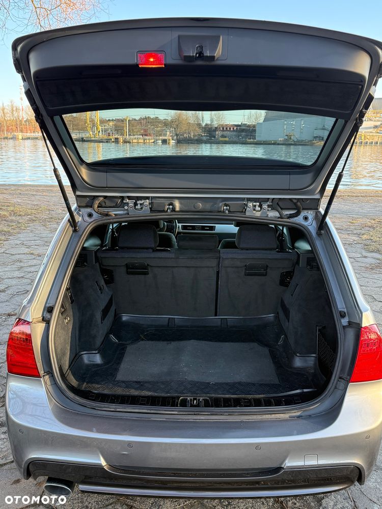 BMW Seria 3 320d - 10