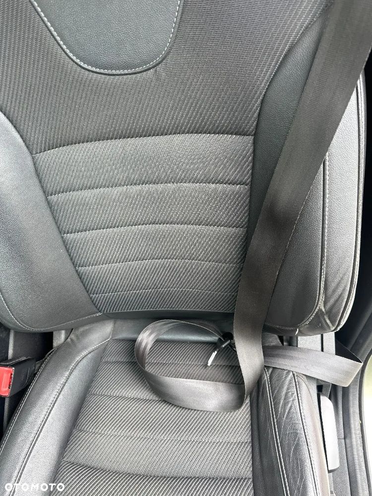 Ford Kuga - 20