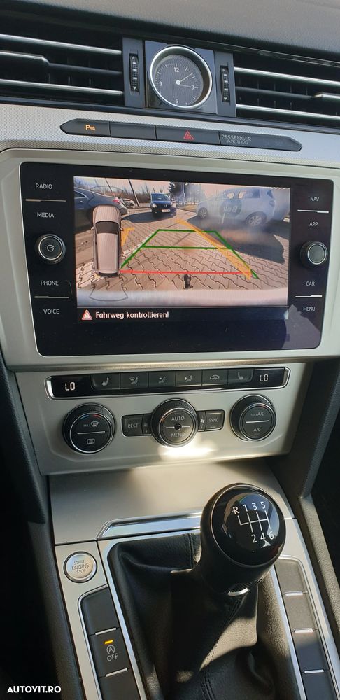 Volkswagen Passat 2.0 TDI (BlueMotion Technology) Comfortline - 19