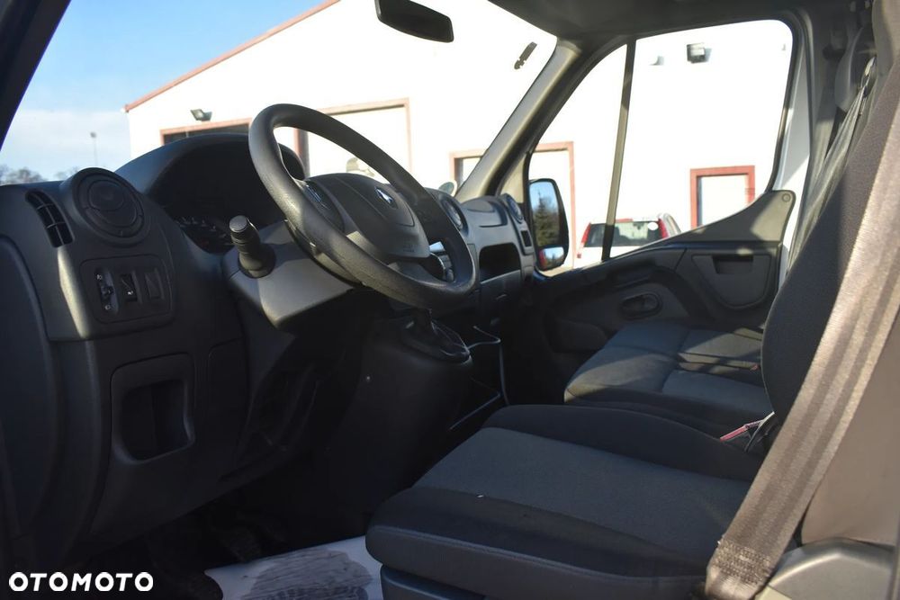 Renault Master - 24