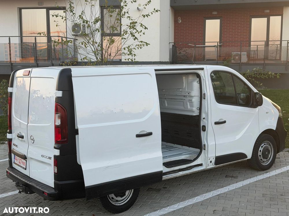 Opel Vivaro - 7