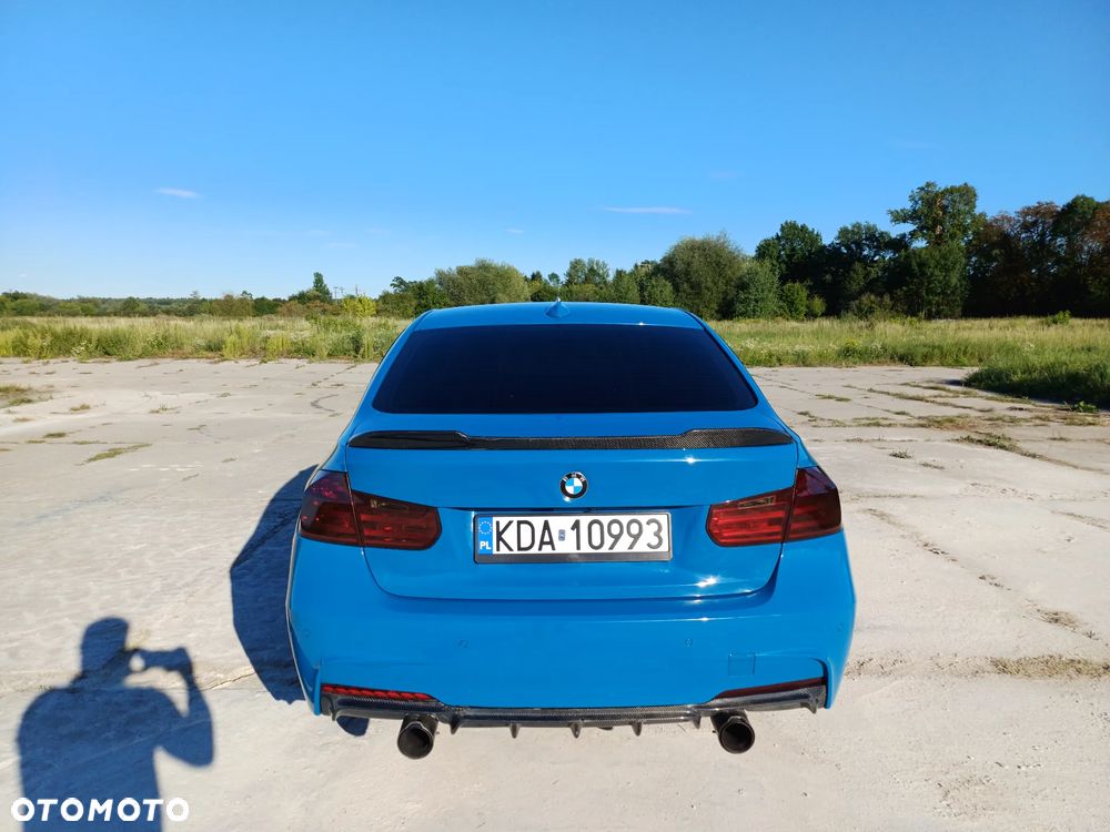 BMW Seria 3 335i M Sport - 3