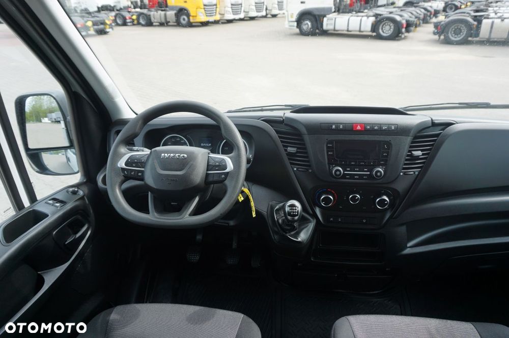 Iveco Daily 35s14 brygadowka doka - 11