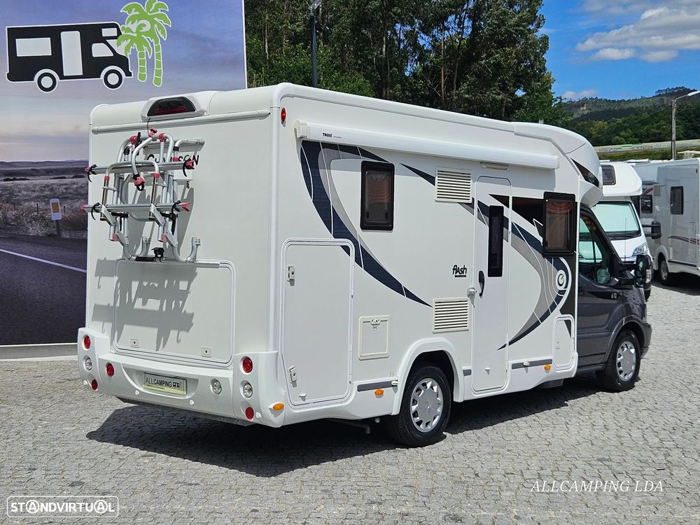 Chausson Flash Salão "Maxi Lounge+Cama de Casal Elétrica - 9