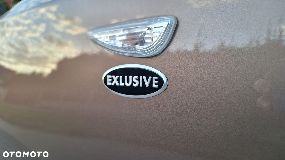 Hyundai ix35 1.7 CRDi Premium 2WD - 22