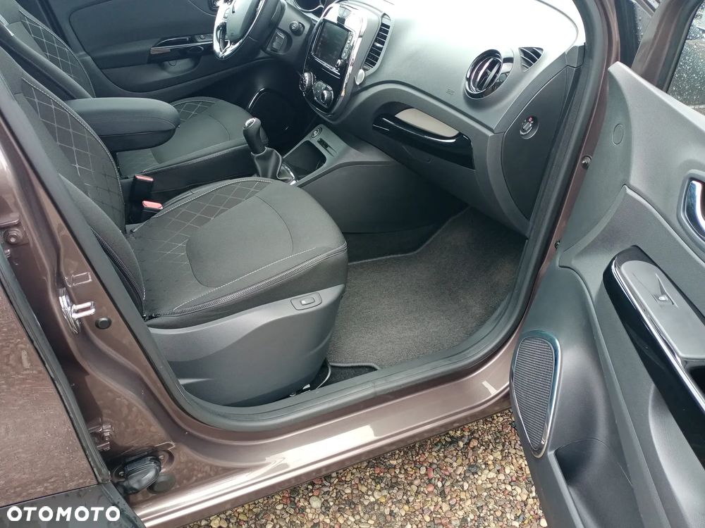 Renault Captur - 10