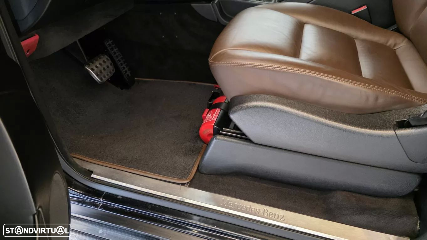 Mercedes-Benz G 320 CDI L 7G-TRONIC - 40