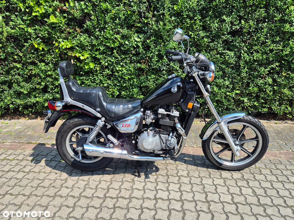 Kawasaki LTD