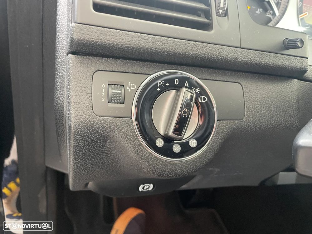 Mercedes-Benz C 220 CDi Avantgarde BlueEfficiency - 29