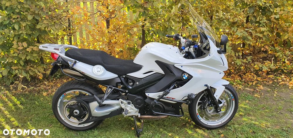 BMW F - 2