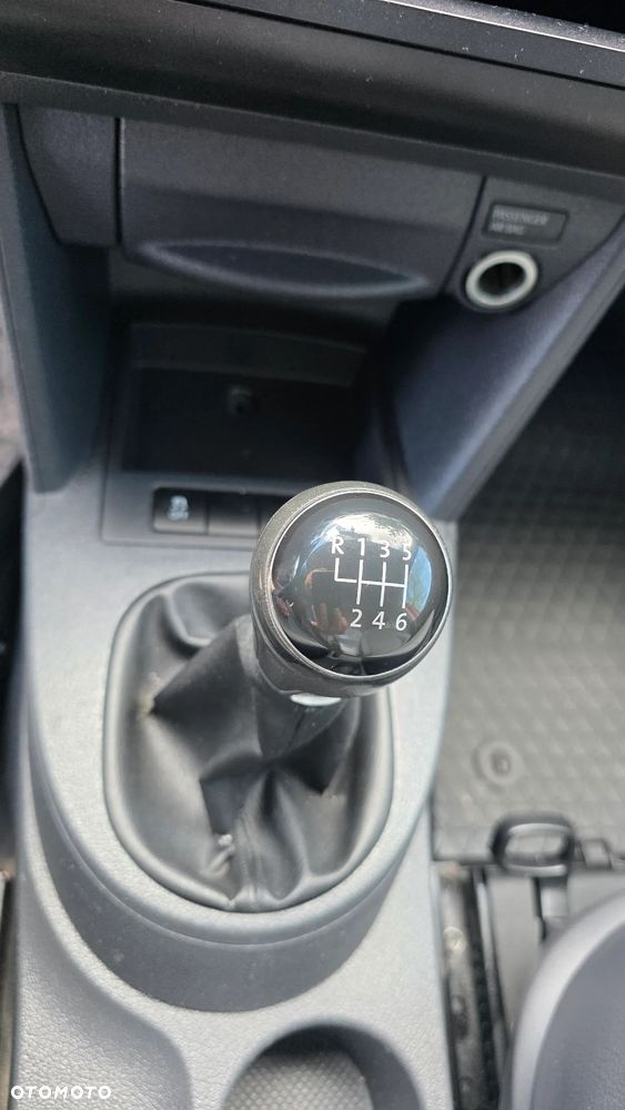 Volkswagen Caddy - 13